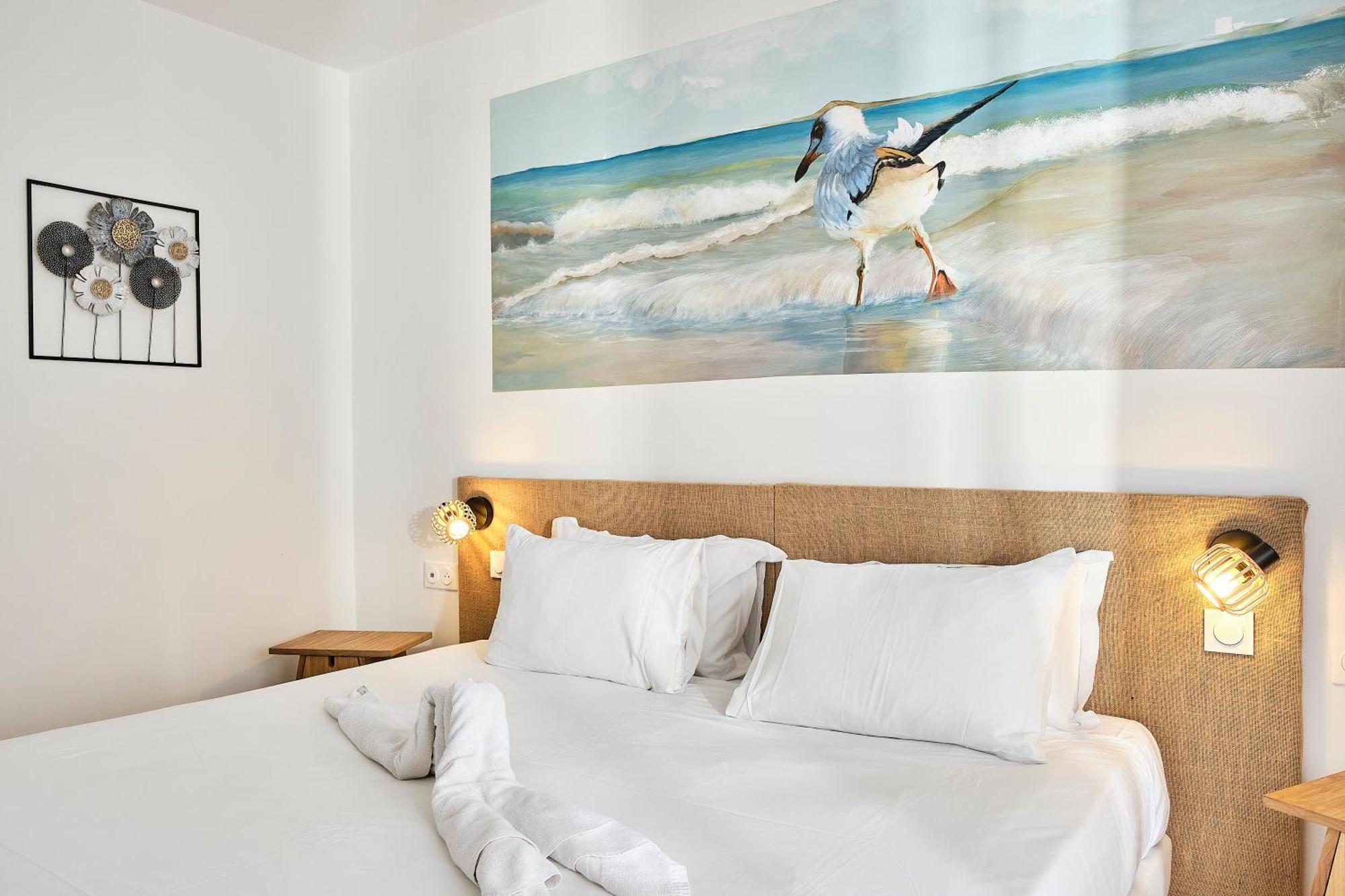 Artemia Aigues-Mortes - Hotel Avec Piscine Luaran gambar