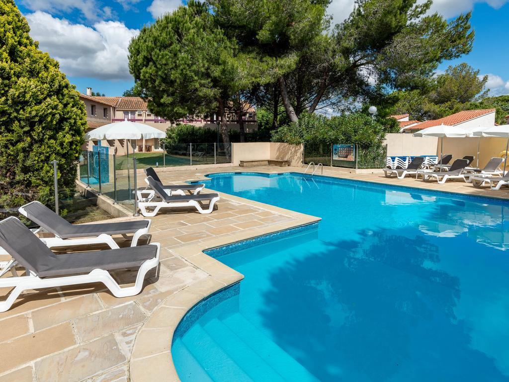 Artemia Aigues-Mortes - Hotel Avec Piscine Luaran gambar