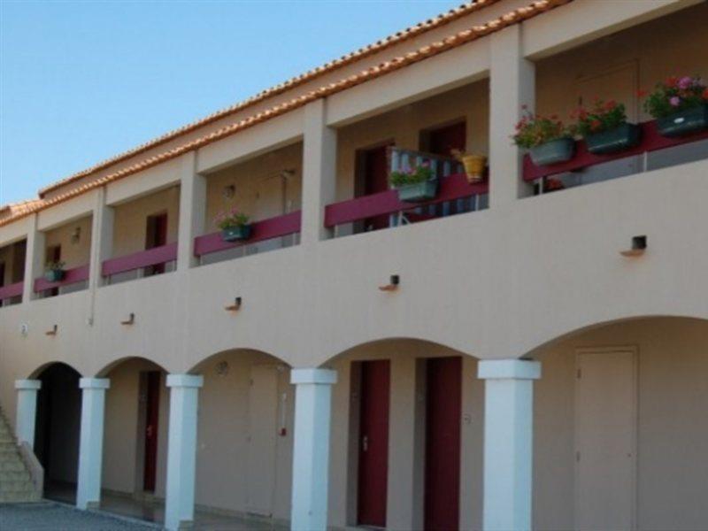 Artemia Aigues-Mortes - Hotel Avec Piscine Luaran gambar