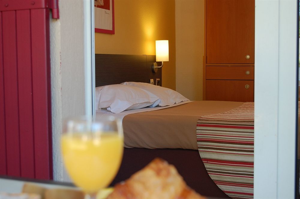 Artemia Aigues-Mortes - Hotel Avec Piscine Luaran gambar