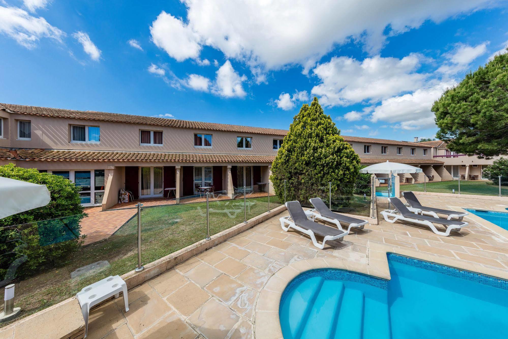 Artemia Aigues-Mortes - Hotel Avec Piscine Luaran gambar